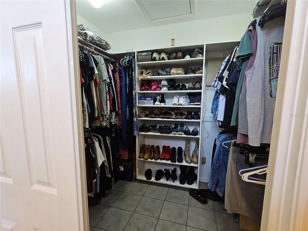 2210 Bayou Drive Holiday FL 34691