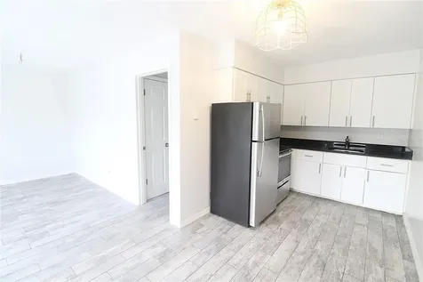 6383 Gateway Avenue Sarasota FL 34231