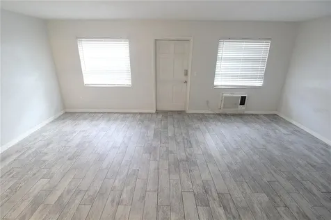 6383 Gateway Avenue Sarasota FL 34231