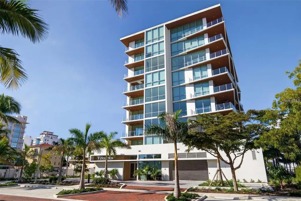111 Golden Gate Point Sarasota FL 34236