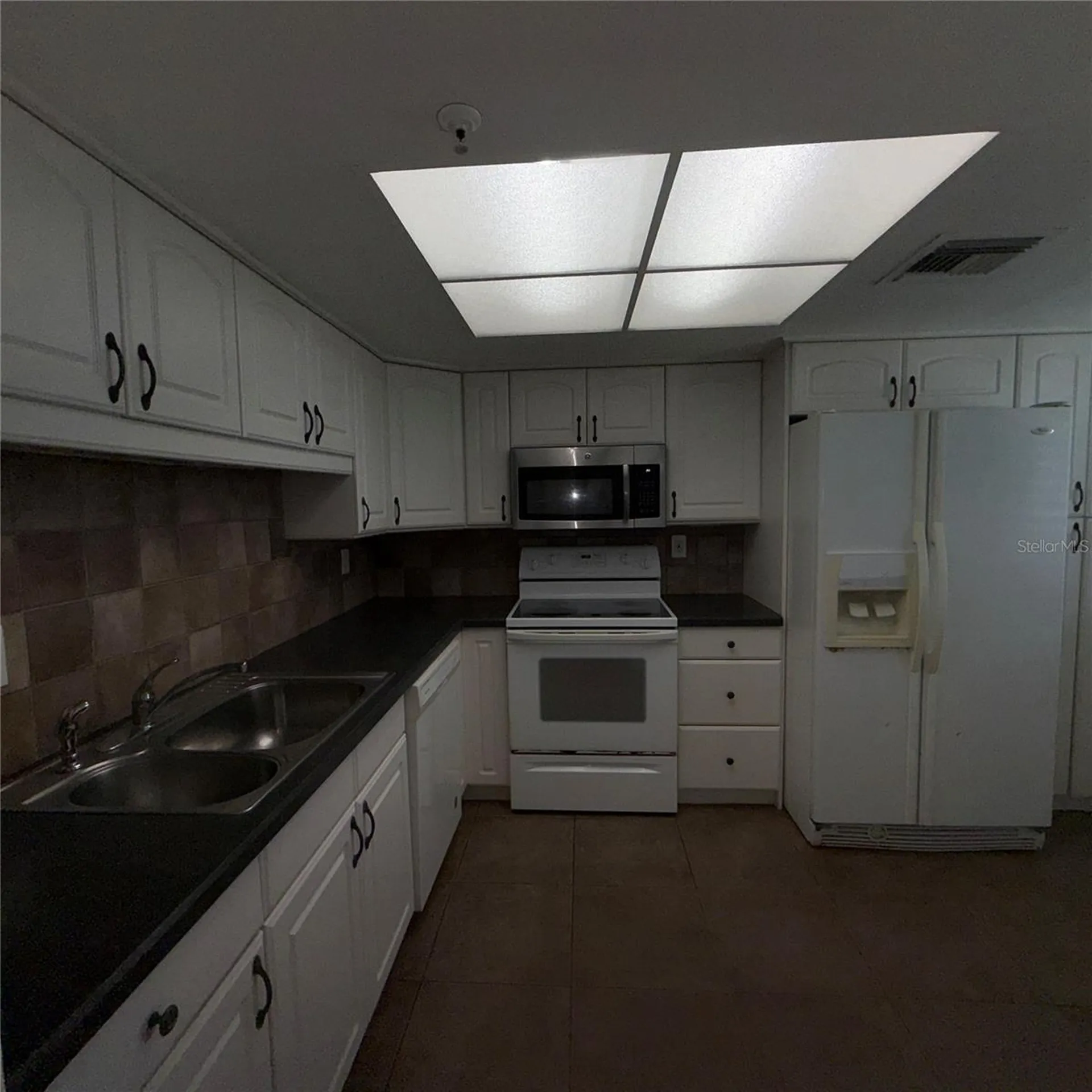 201 W Laurel Street Tampa FL 33602