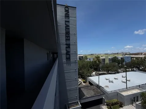 201 W Laurel Street Tampa FL 33602