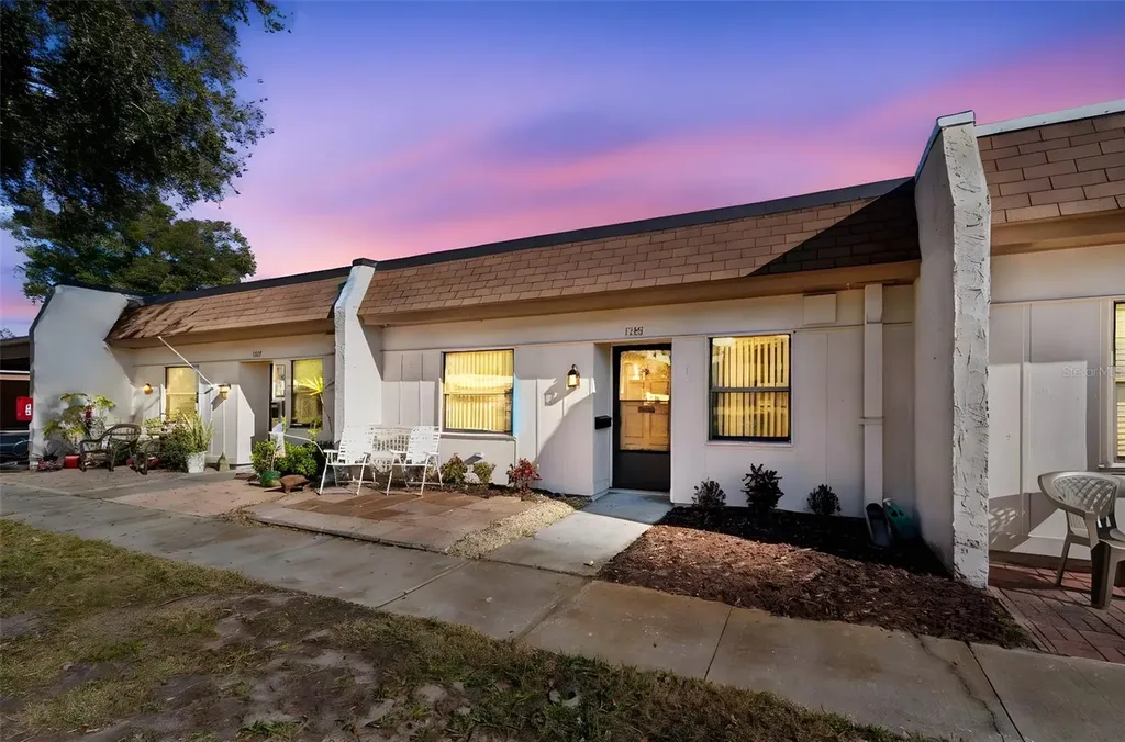 1285 Mission Hills Boulevard Clearwater FL 33759
