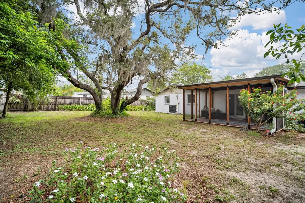 10708 N Ojus Drive Tampa FL 33617