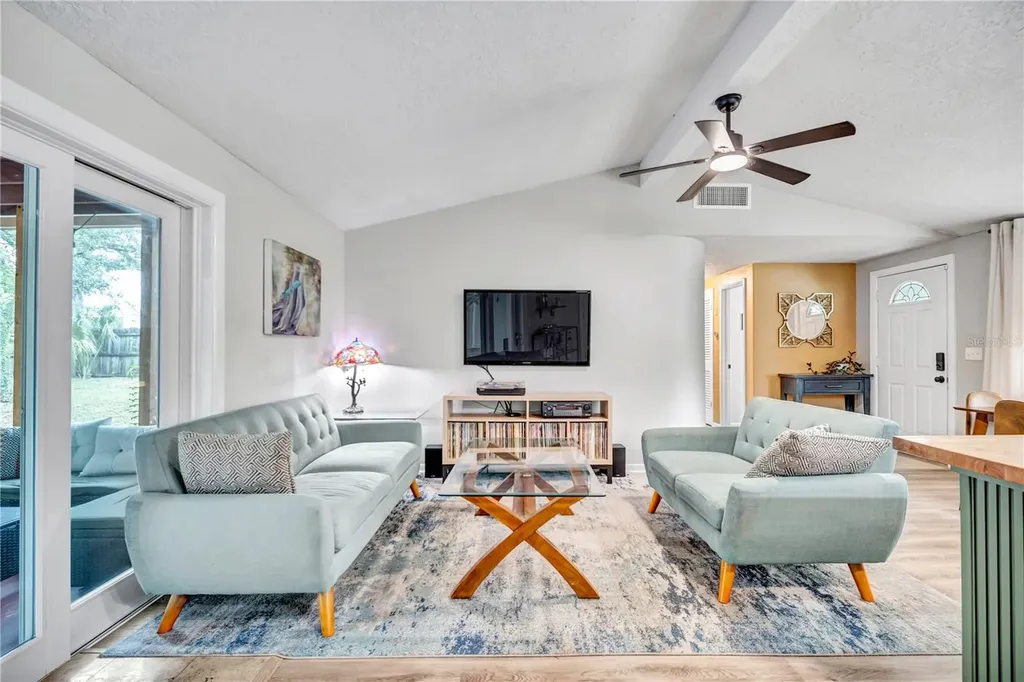10708 N Ojus Drive Tampa FL 33617