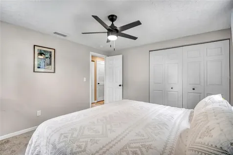 10708 N Ojus Drive Tampa FL 33617