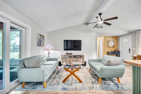 10708 N Ojus Drive Tampa FL 33617