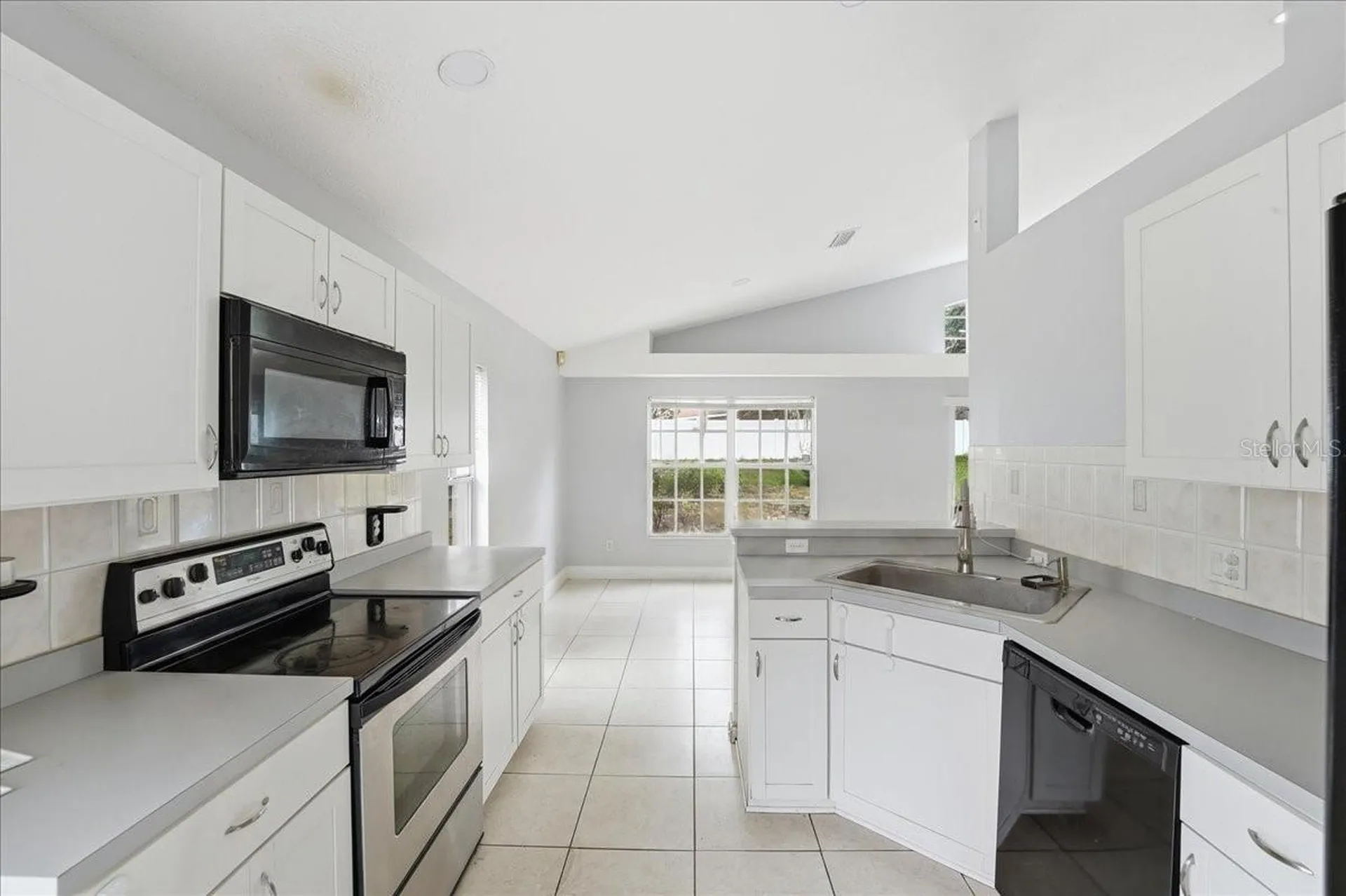 8742 Fort Shea Avenue Orlando FL 32822