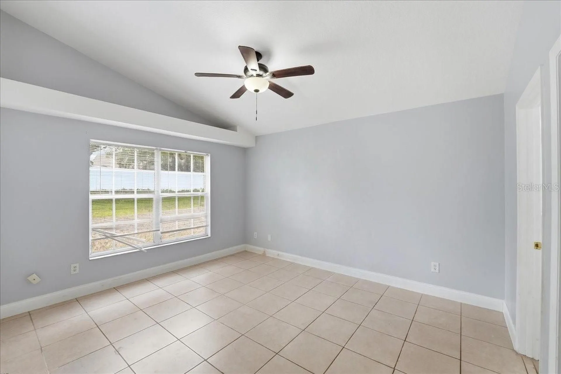 8742 Fort Shea Avenue Orlando FL 32822