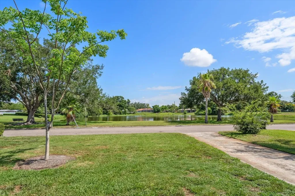 4390 20th Avenue N St Petersburg FL 33713