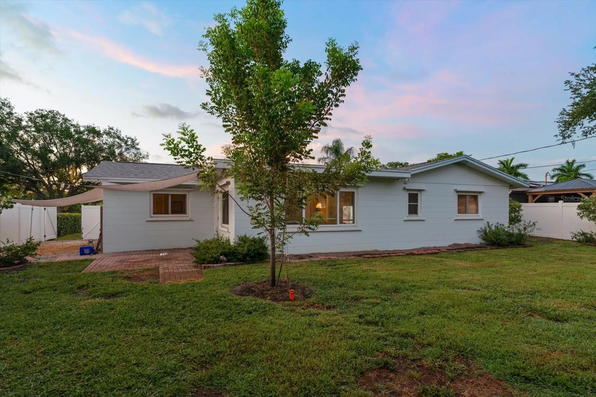 4390 20th Avenue N St Petersburg FL 33713