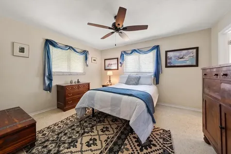 4390 20th Avenue N St Petersburg FL 33713