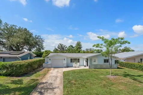 4390 20th Avenue N St Petersburg FL 33713