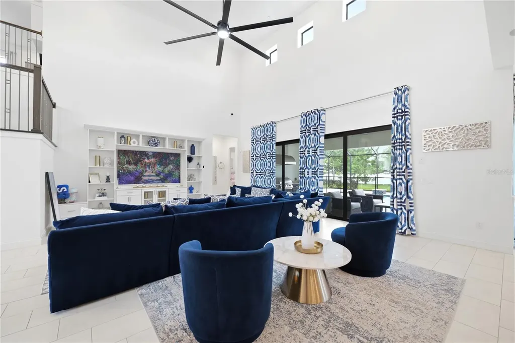 2340 White Dogwood Loop Lutz FL 33549