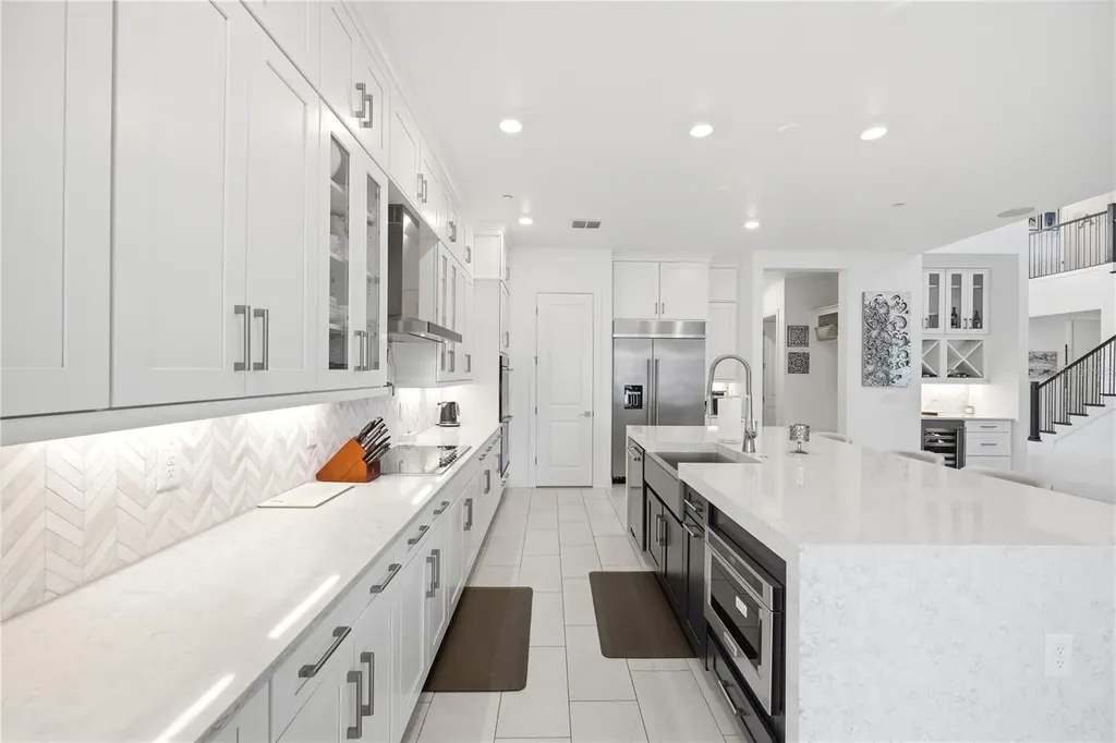 2340 White Dogwood Loop Lutz FL 33549