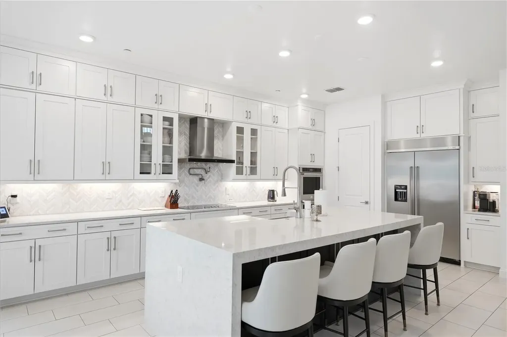 2340 White Dogwood Loop Lutz FL 33549