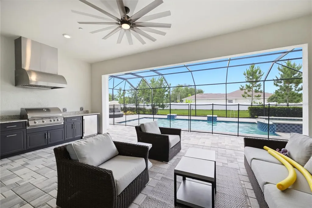 2340 White Dogwood Loop Lutz FL 33549