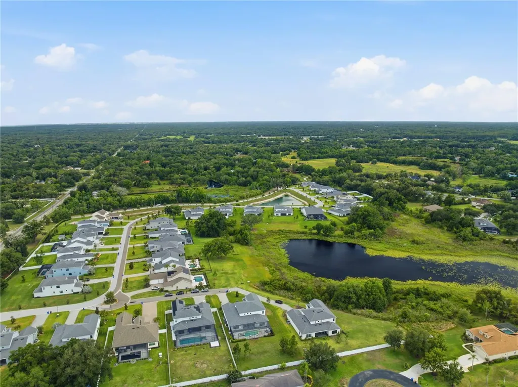 2340 White Dogwood Loop Lutz FL 33549