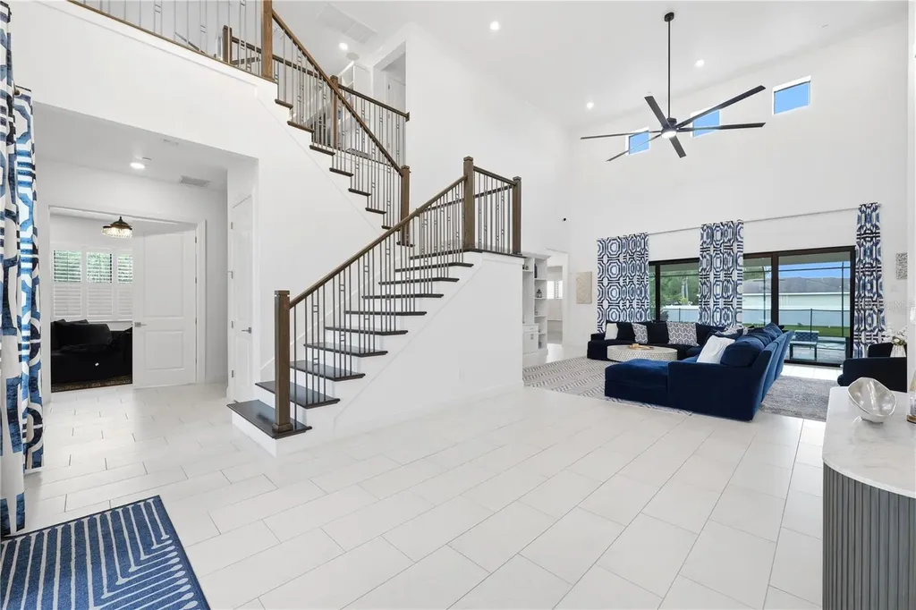 2340 White Dogwood Loop Lutz FL 33549