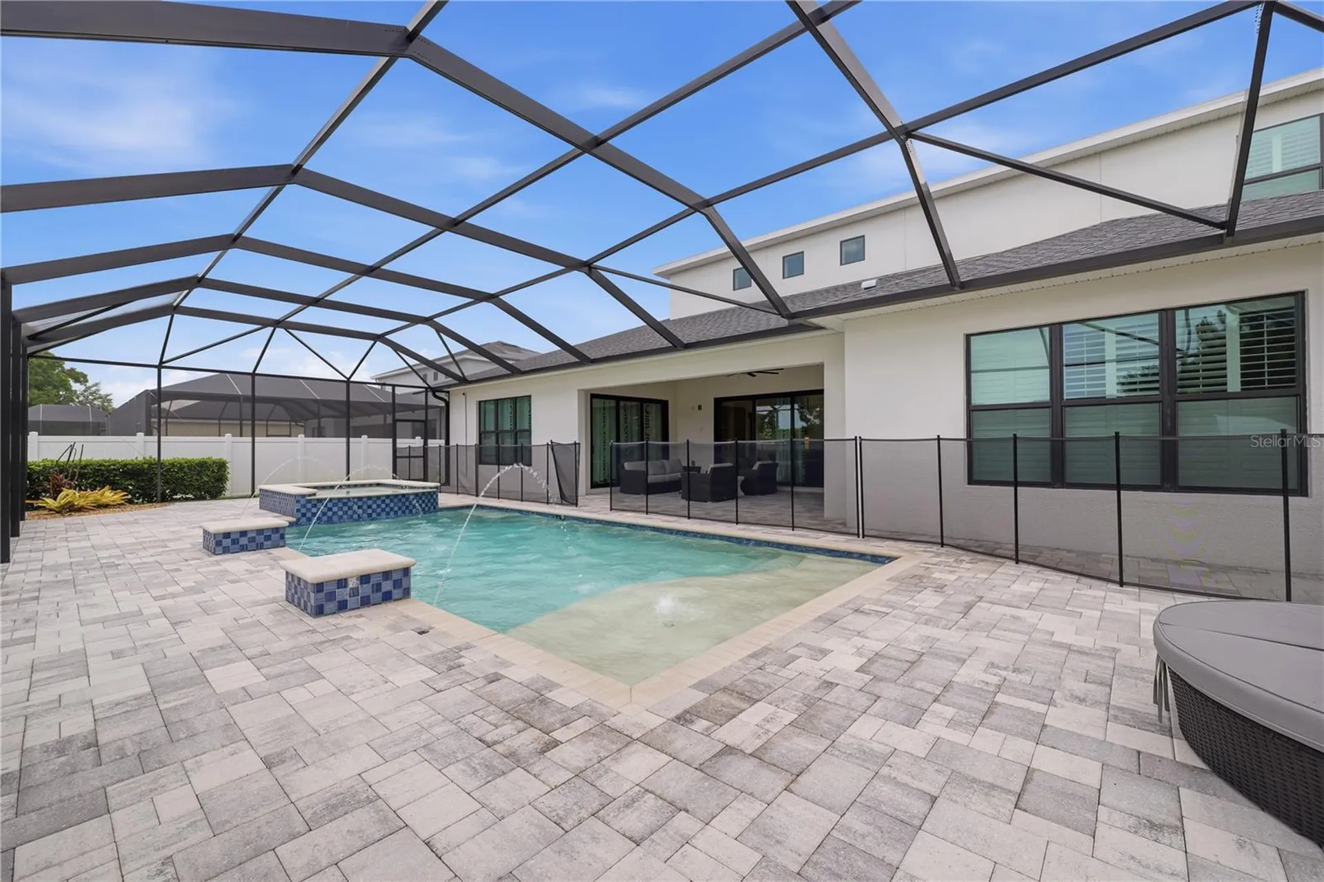 2340 White Dogwood Loop Lutz FL 33549