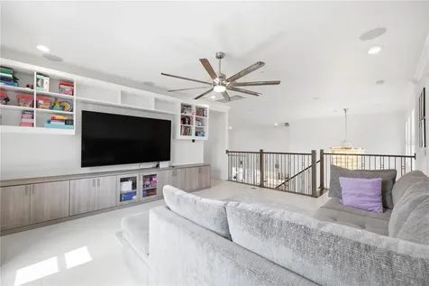 2340 White Dogwood Loop Lutz FL 33549