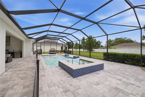 2340 White Dogwood Loop Lutz FL 33549