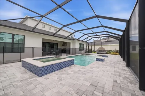2340 White Dogwood Loop Lutz FL 33549
