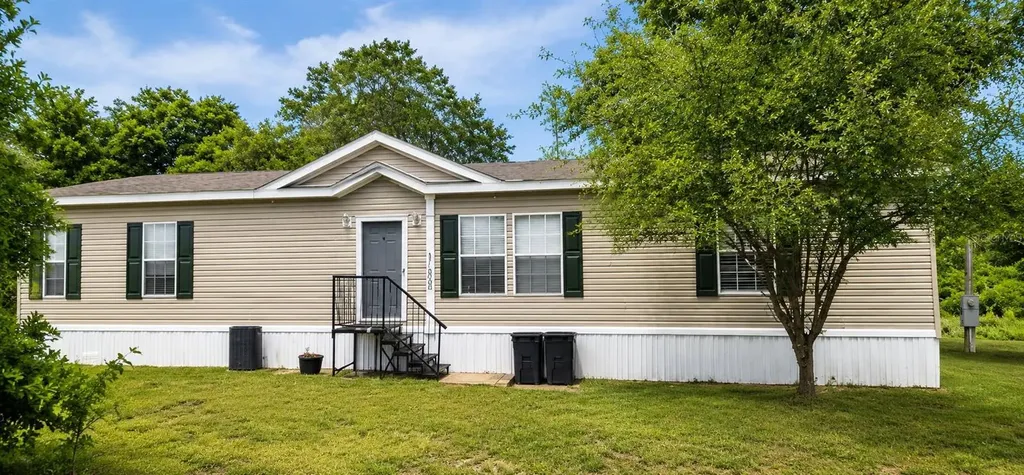11005 SE 165th Terrace Road Ocklawaha FL 32179