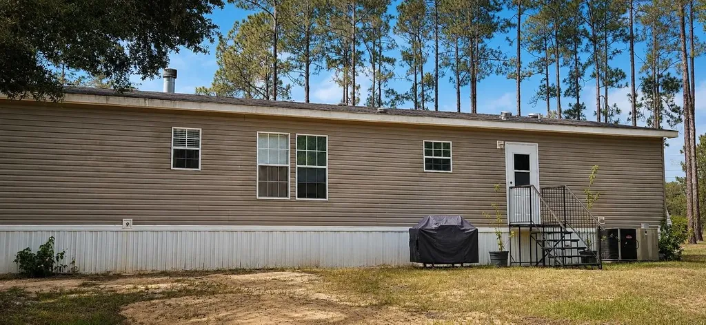 11005 SE 165th Terrace Road Ocklawaha FL 32179