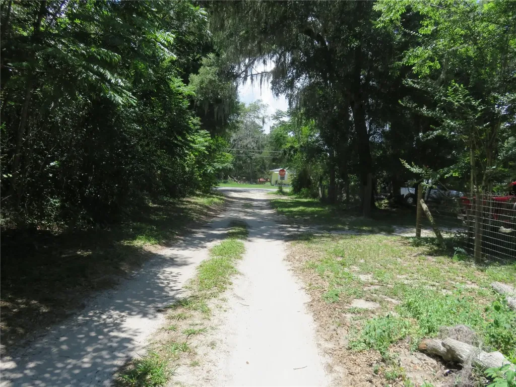 00 SE 142 Place Summerfield FL 34491