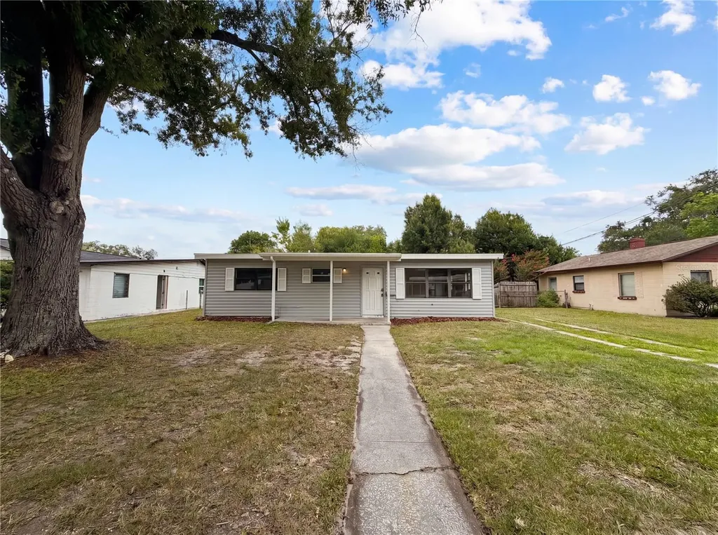 917 Golden Rule Court N Lakeland FL 33803