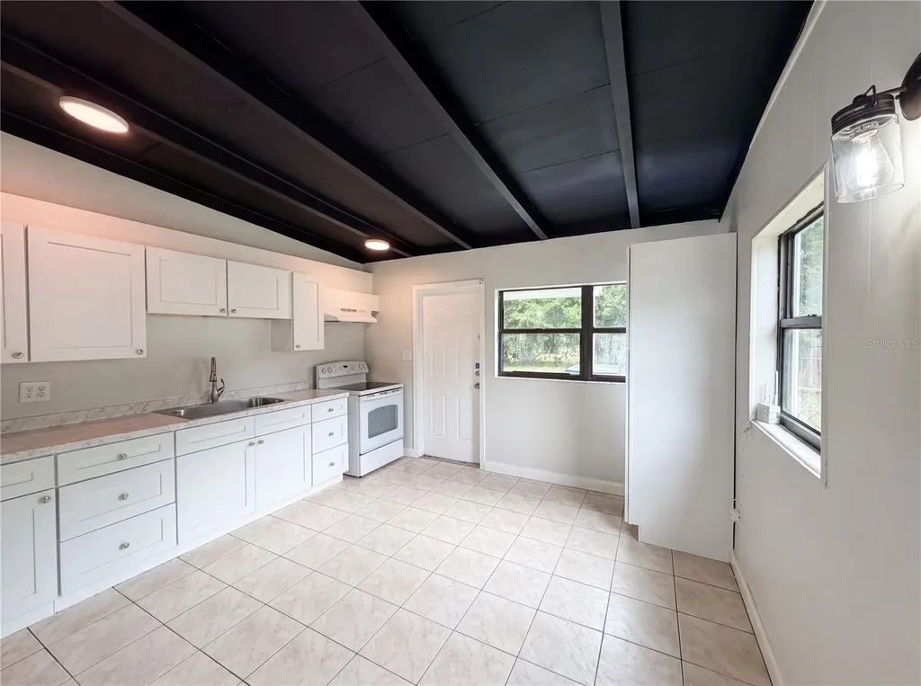 917 Golden Rule Court N Lakeland FL 33803
