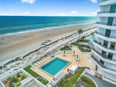 3013 S Atlantic Avenue Daytona Beach FL 32118