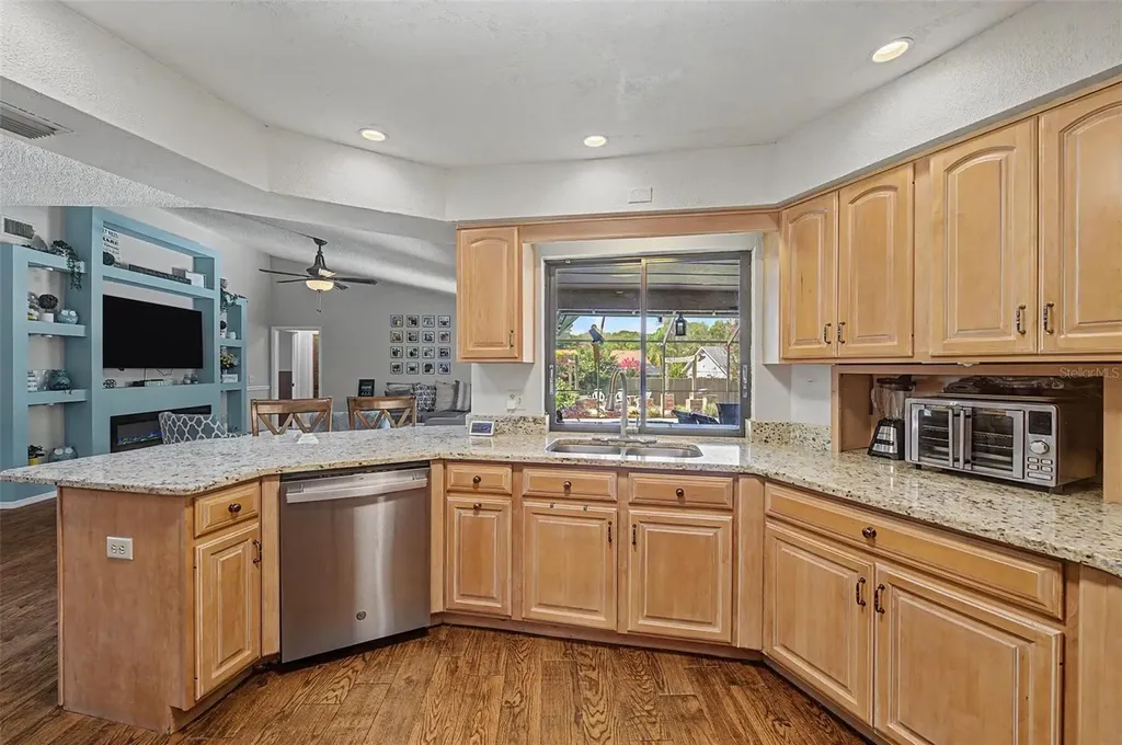 3916 Broomsedge Lane Valrico FL 33596