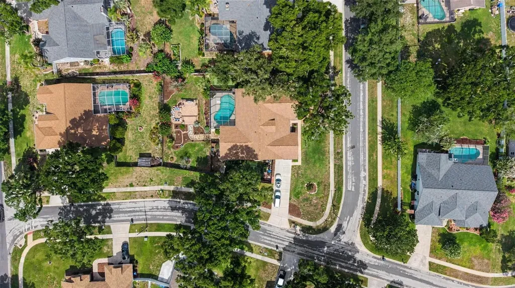 3916 Broomsedge Lane Valrico FL 33596