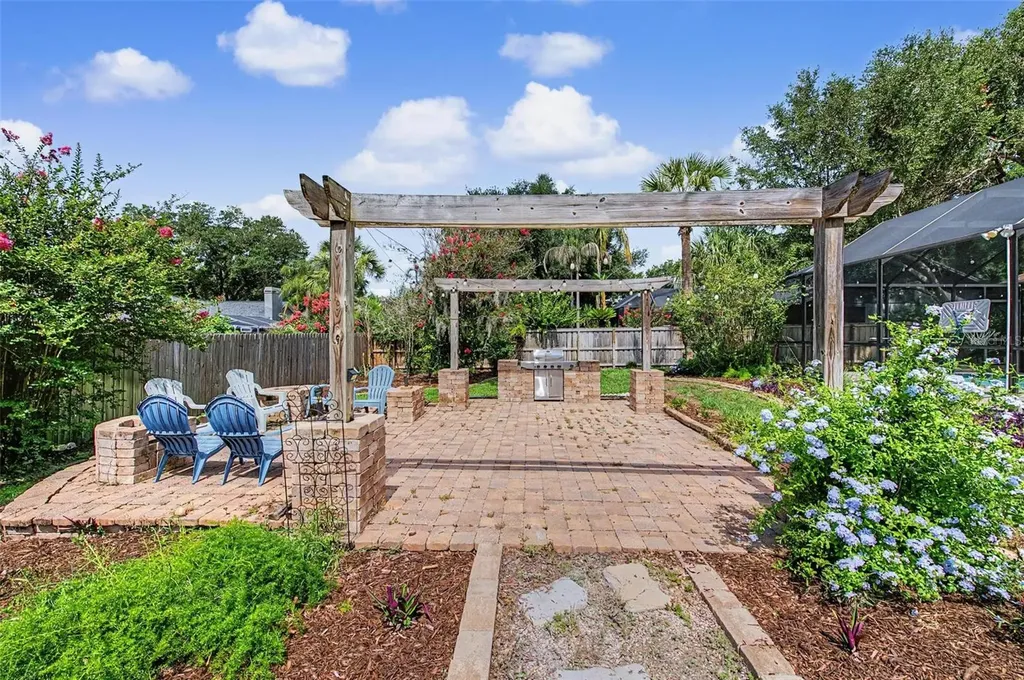 3916 Broomsedge Lane Valrico FL 33596