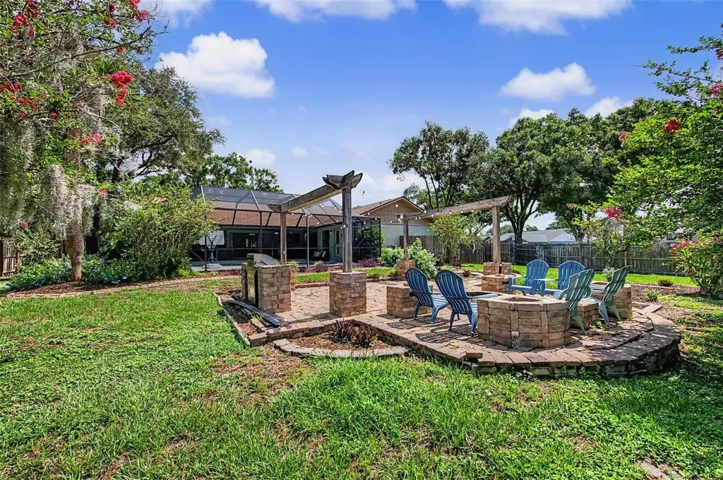 3916 Broomsedge Lane Valrico FL 33596