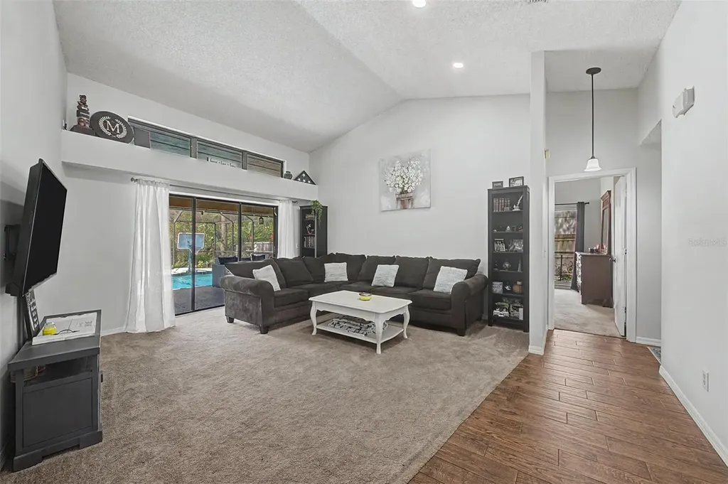 3916 Broomsedge Lane Valrico FL 33596