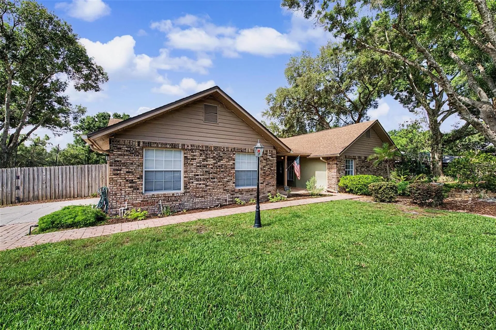3916 Broomsedge Lane Valrico FL 33596