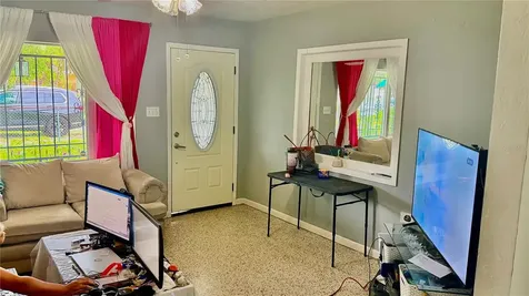 1709 E North Bay Street Tampa FL 33610