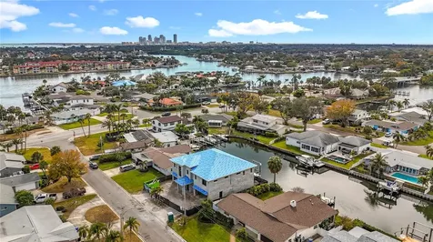 4086 13th Lane NE St Petersburg FL 33703