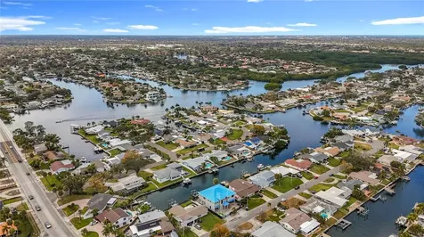 4086 13th Lane NE St Petersburg FL 33703
