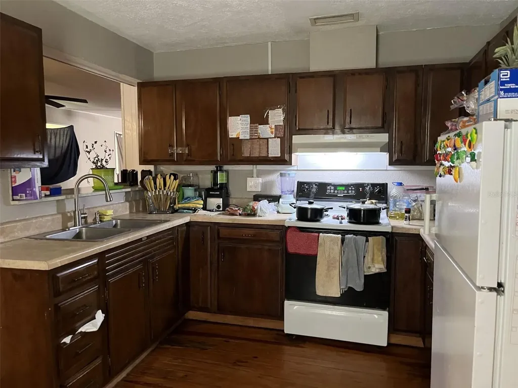 818 NE 9th Avenue Ocala FL 34470