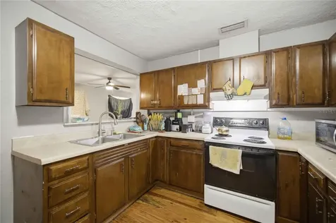 818 NE 9th Avenue Ocala FL 34470