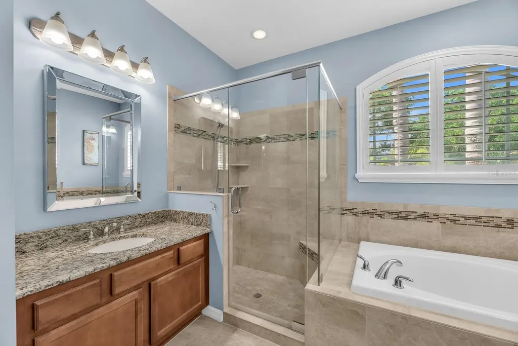 2817 Durant Trails Boulevard Dover FL 33527