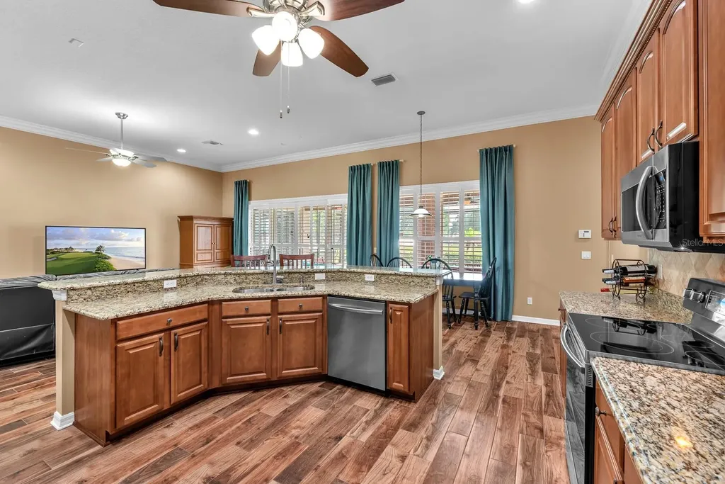 2817 Durant Trails Boulevard Dover FL 33527