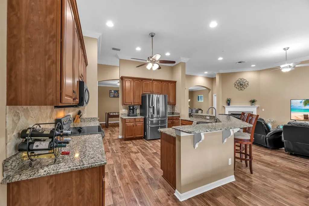 2817 Durant Trails Boulevard Dover FL 33527