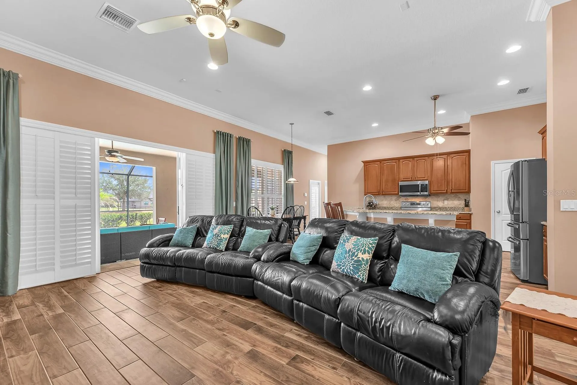 2817 Durant Trails Boulevard Dover FL 33527