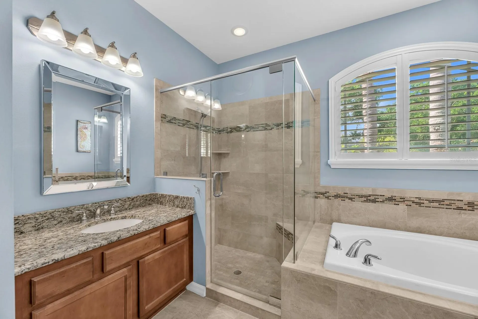 2817 Durant Trails Boulevard Dover FL 33527