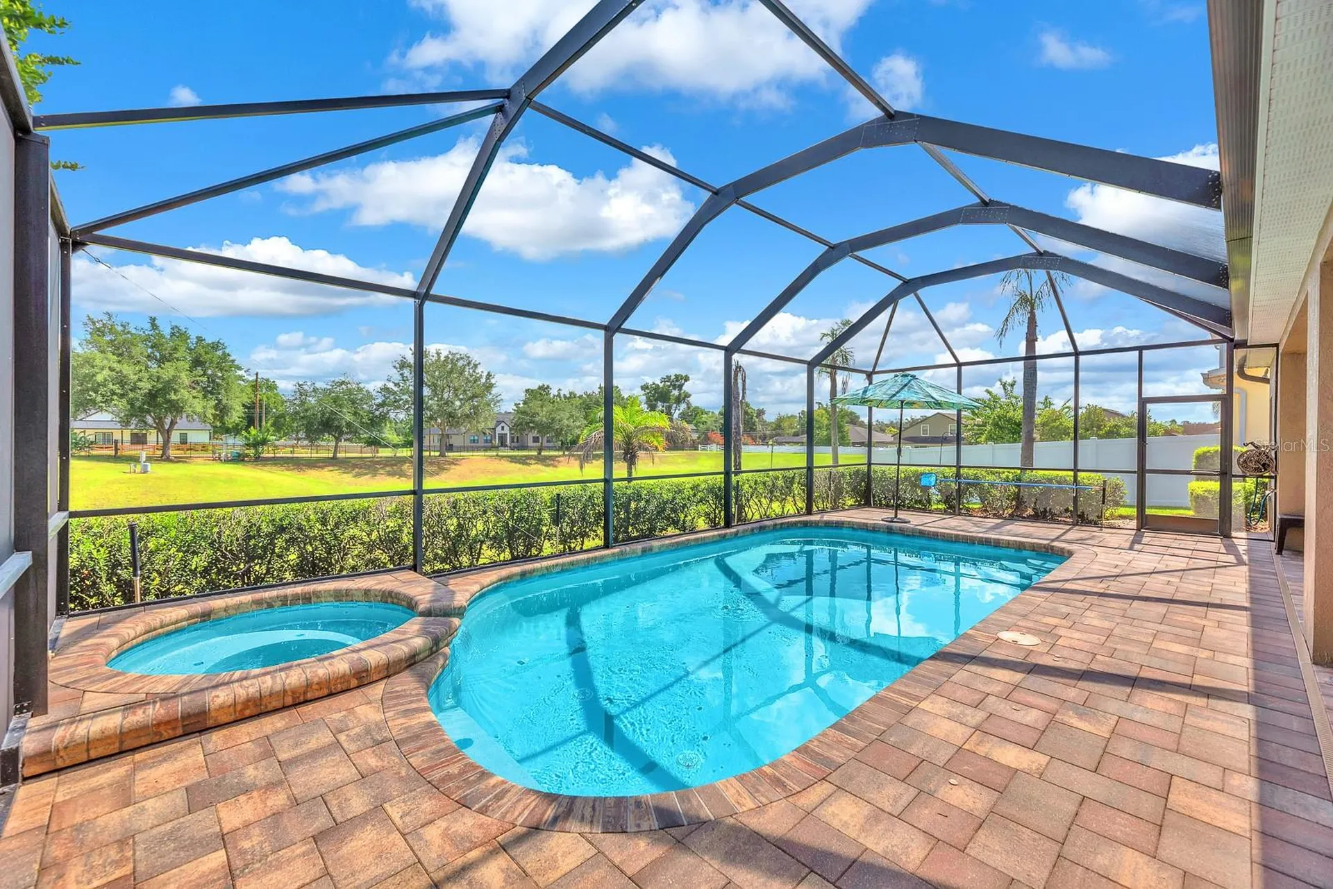 2817 Durant Trails Boulevard Dover FL 33527